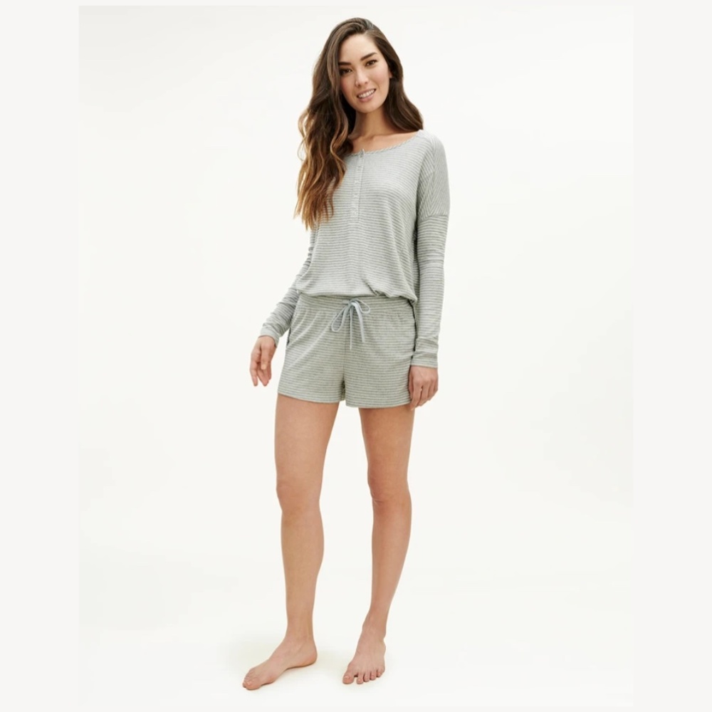 Splendid Long Henley & Short Sleep Set Size Small